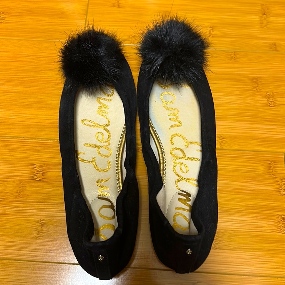 Sam Edelman ballet flats with poms. Sz 9Women